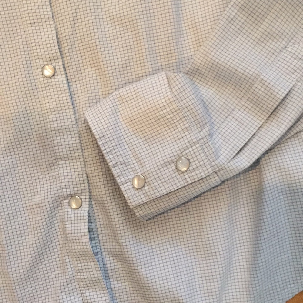 Blue plaid GAP button down - Picture 4 of 4